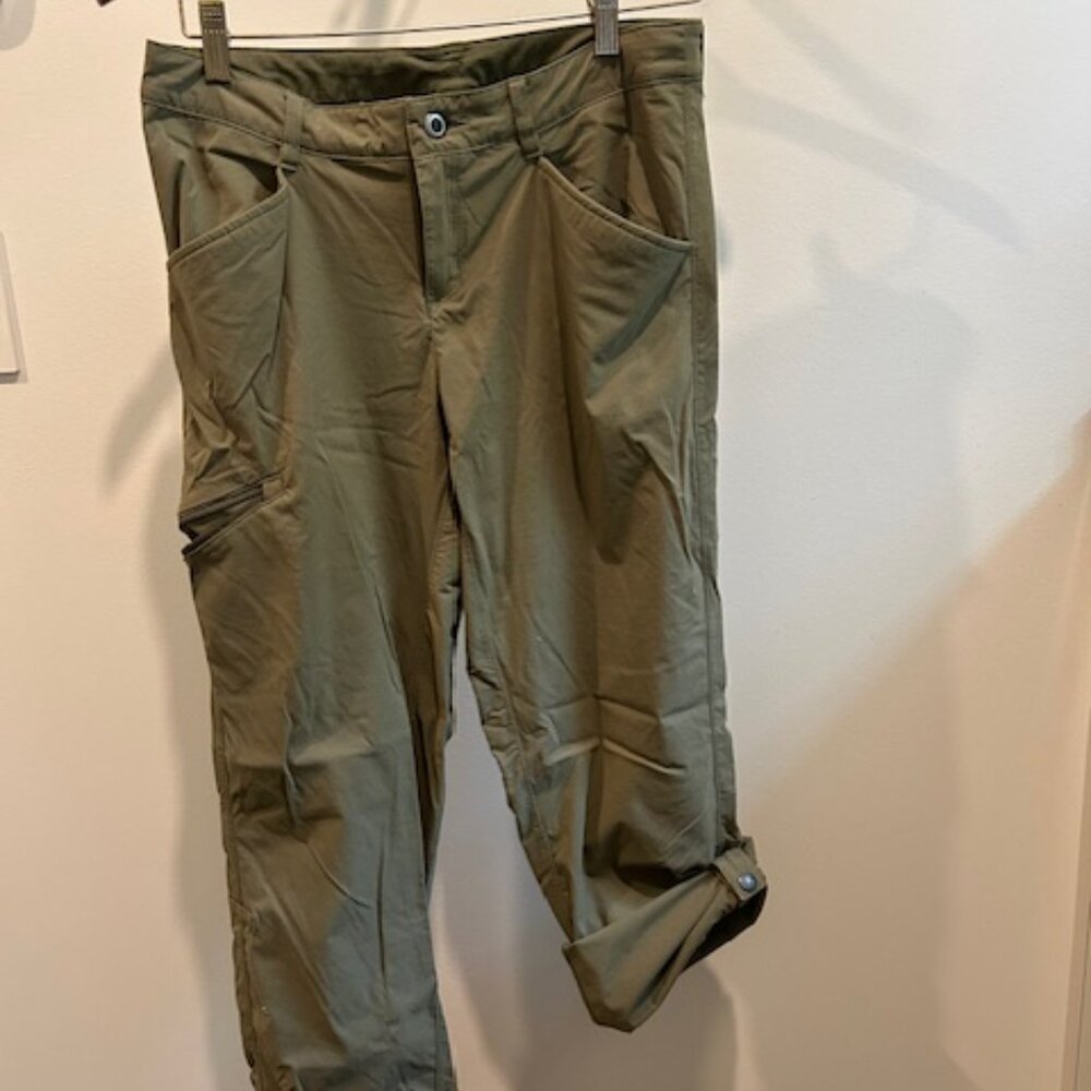 Size 6 Patagonia Quandary Pants